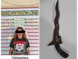 Pemuda Ancam Pemilik Toko dengan Keris di Samarinda, Di Tangkap Tim Elang Polsek Samarinda Kota.