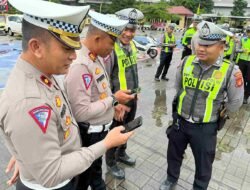Polresta Samarinda Gelar Razia HP Personel, Cegah Judi Online.