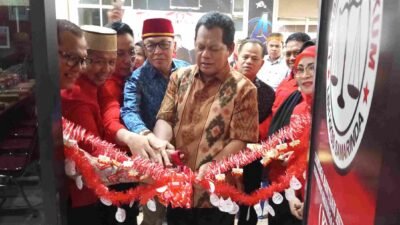 Asisten 1 Pemkot Samarinda Resmikan Kesekretariatan BPD KKSS Samarinda, Dukung Program Sosial dan Kebersamaan.