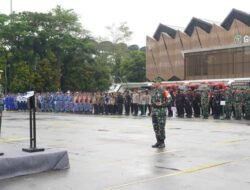Danrem 091/ASN Pimpin Apel Gelar Pasukan Pengamanan Kunjungan Wakil Presiden RI di Samarinda.