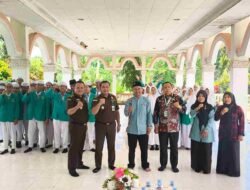 Kejati Kaltim Beri Penyuluhan Hukum di MA Muslimin Indonesia Center Samarinda, Tekankan Pentingnya Kesadaran Hukum Sejak Dini.