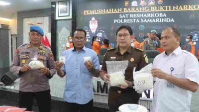 Polresta Samarinda Musnahkan Hampir 6 Kg Sabu dan Ekstasi, 15 Tersangka Diamankan.