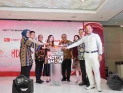 Danamon, Adira Finance, dan MUFG Tawarkan Solusi Finansial Terpadu di IIMS Surabaya 2025.