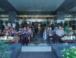 Kapolresta Samarinda Hadiri Kirab Budaya EBIFF 2025, Polresta Kawal Jalannya Acara Budaya Internasional.