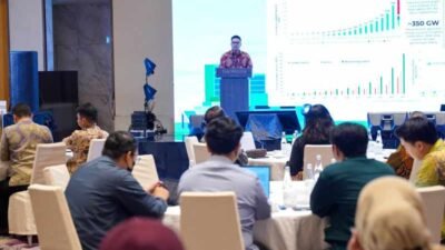 Energi Surya Jadi Masa Depan, IESR Ungkap Strategi Capai 108,7 GW PLTS pada 2060.