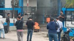 Aksi Mahasiswa di KSOP Samarinda, Tuntut Transparansi Kasus Suap Rp36 Miliar.