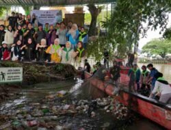 Gerakan Bina Sungai Karang Mumus, Mahasiswa UINSI Dorong Kolaborasi Selamatkan Lingkungan.