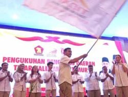 Khomaruzzaman Resmi Pimpin TIDAR Kaltim, Siap Perkuat Kaderisasi Politik Generasi Muda.