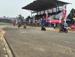 Astra Motor Kalimantan Timur 2 Dukung Penuh Pengembangan Dunia Balap di Kejurnas Motoprix Putaran 4 Region C Kalimantan.
